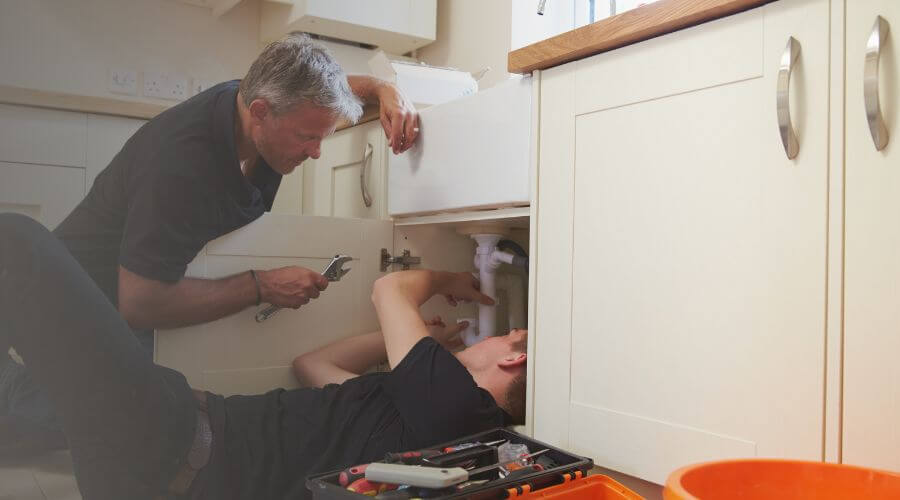 Professional burst pipe repair services in Giddings, TX